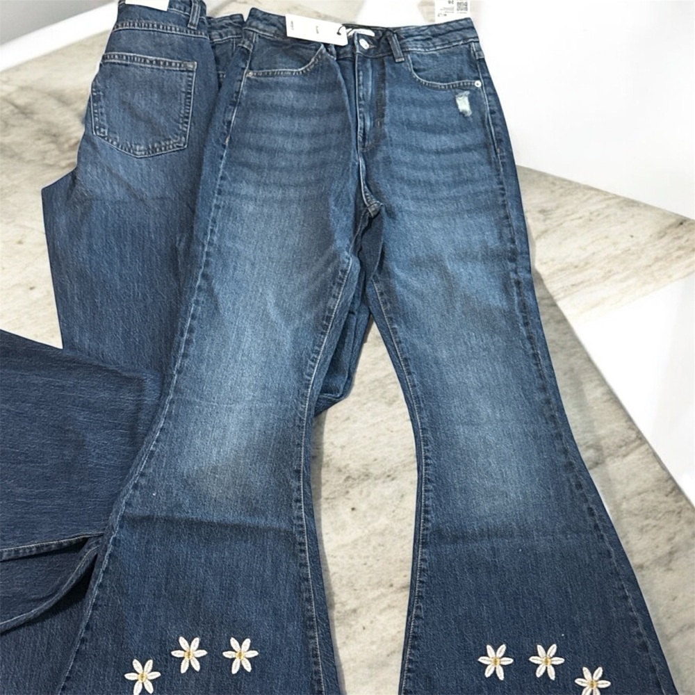 Forever 21 Dark Blue Flare Jeans with Daisy Embroidery
